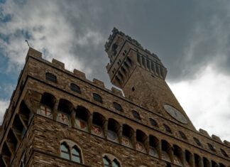 torre Arnoldo