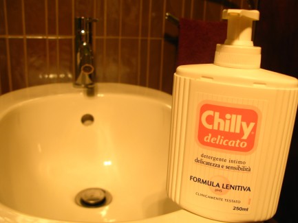 Detergente intimo Chilly Italian Brand