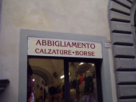 Cheap Florence clothes shop