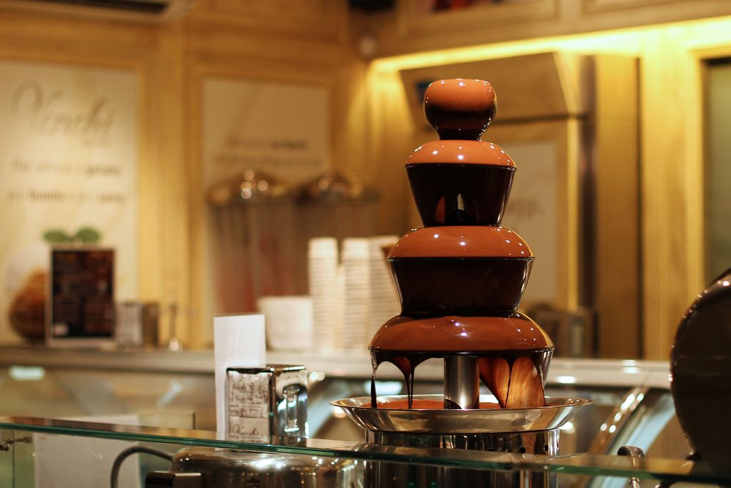 Venchi cioccolato chocolate fountain